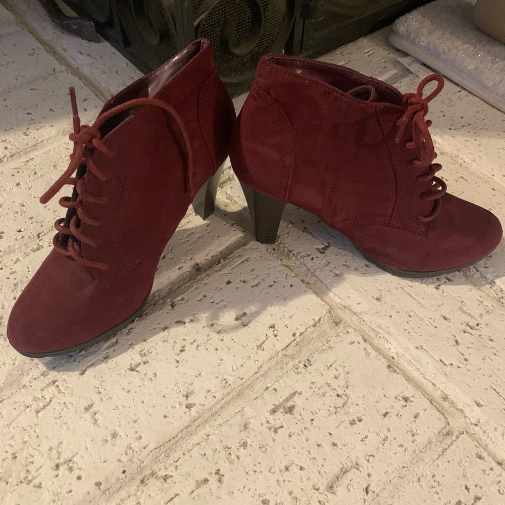 Burgundy heeled bootie  with matching clutch purse